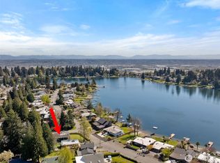 19237 35th Avenue S, Seattle, WA