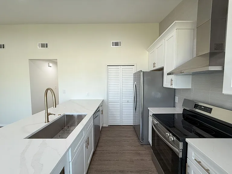 200 Pensacola Beach Rd #M5 — Photo 5