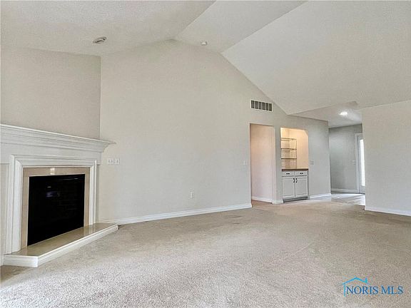 4th image of 26387 W Wexford Dr