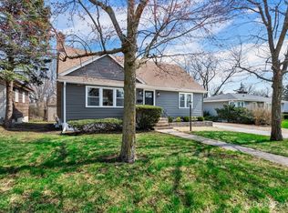 3929 Main St, Downers Grove, IL 60515
