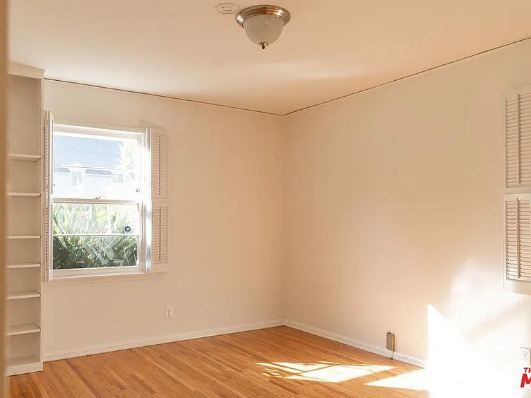 1240 Peck Dr — Photo 11
