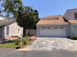 22572 Lake Forest Ln, Lake Forest, CA 92630