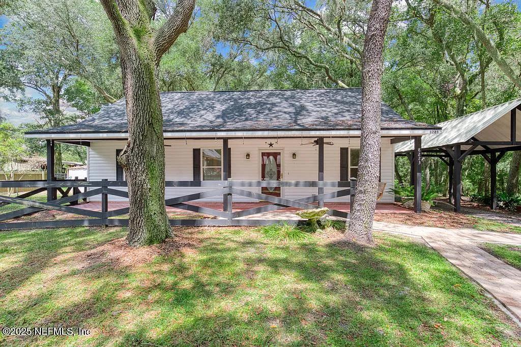 Building Photo - 8223 Hardwood Landing Rd