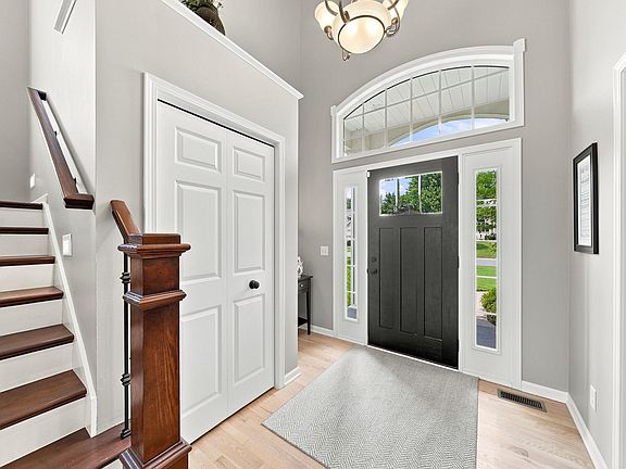5th image of 2599 Liberty Dr