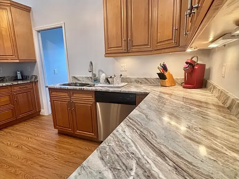 6111 Montego Bay Loop — Photo 38