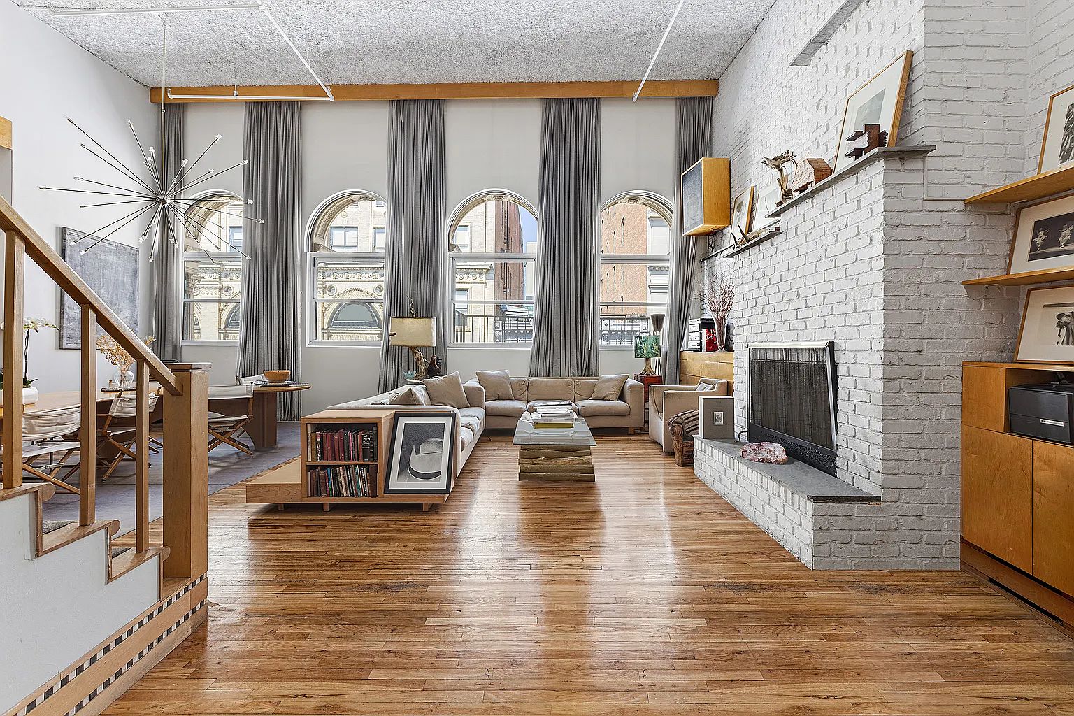 620 s broadway footaction