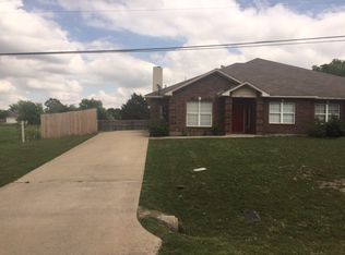 826 Terrace Dr, Desoto, TX 75115