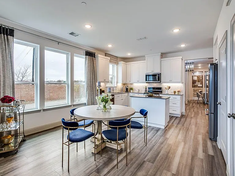 6168 Silverado Trl — Photo 9