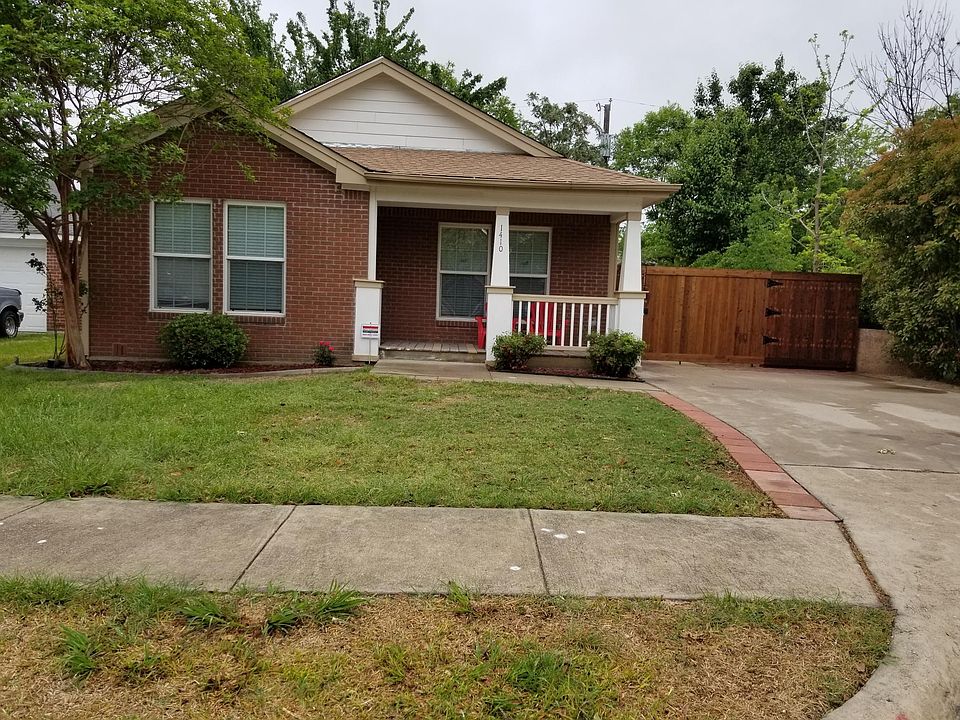 Front View of Home