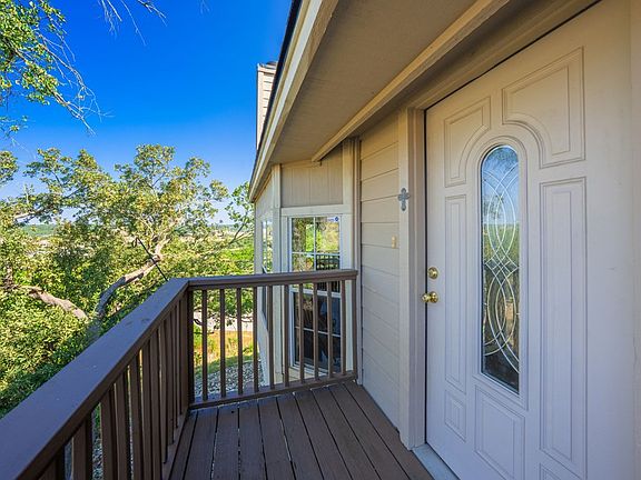 2nd image of 2115 Vista Ridge Dr