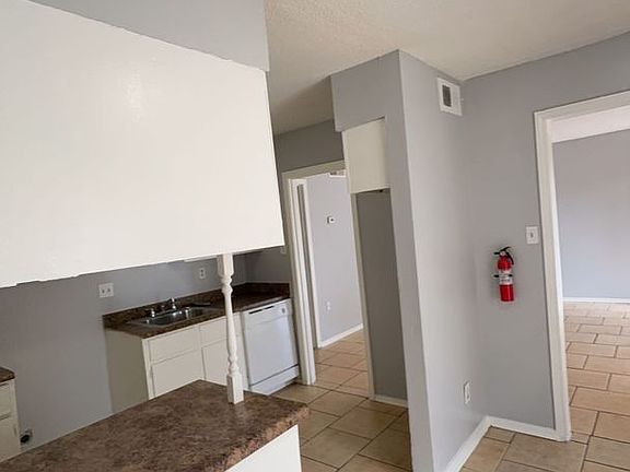 5th image of 5408 Apple Blossom Dr