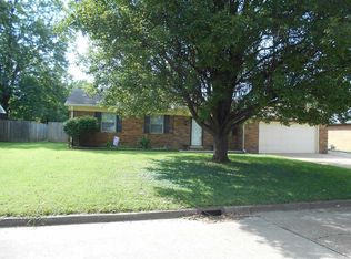 2408 Saratoga Dr, Evansville, IN 47715