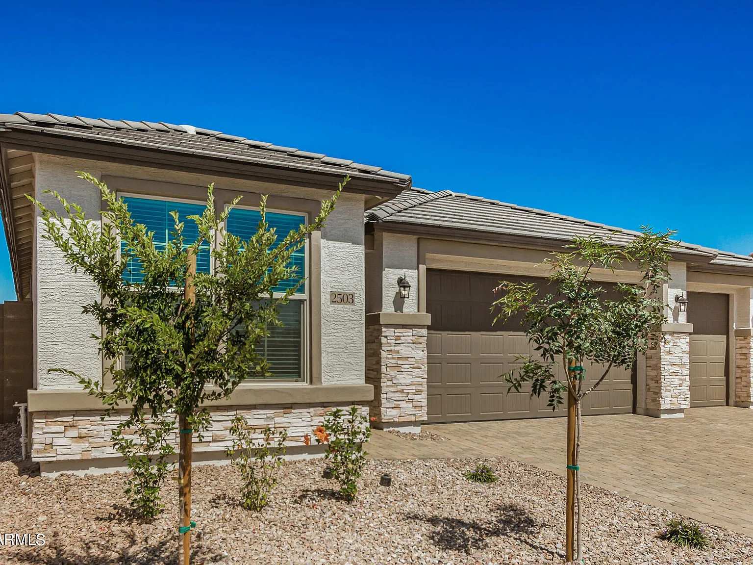 5 bed, 2100 sqft, $2,995 — Photo 3