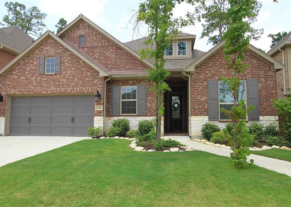 Energy Efficient, David Weekly "Omaha" Floor Plan is a Beautiful One Story, Four Bedroom Home with Three Full Baths ~ Tranquil Backyard Features No Back Neighbors ~ Large, Covered Patio