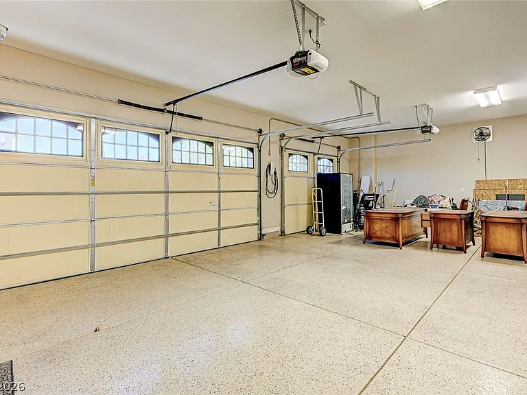 8490 Via De Bellasidra Ct — Photo 38