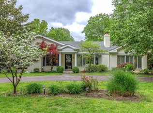 5 Romany Park Ln, Saint Louis, MO 63132
