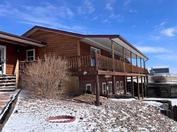 19135 Mockingbird Ln, Belle Fourche, SD 57717