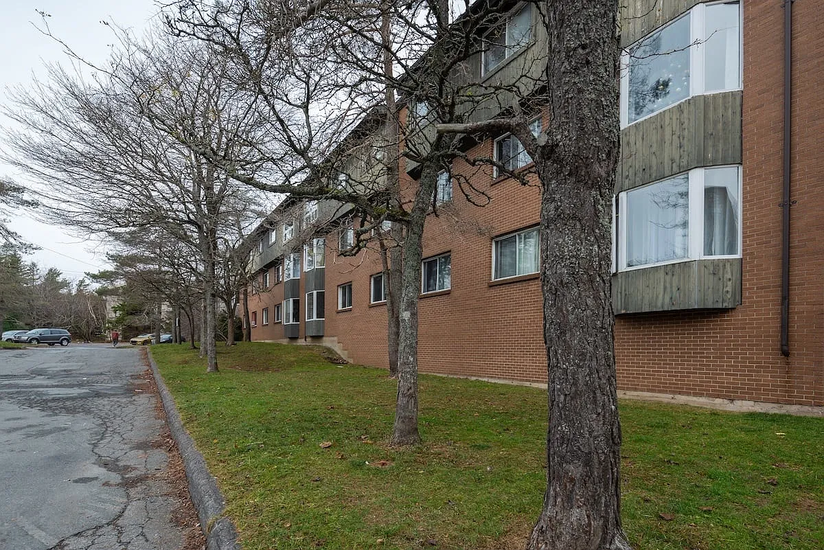 Westfield Apartments — Photo 3
