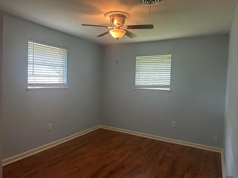9042 Keaty Dr — Photo 4