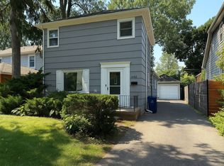 558 Broadview Ave, Highland Park, IL 60035