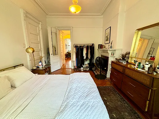 Rented by Garfield Realty  | media 17