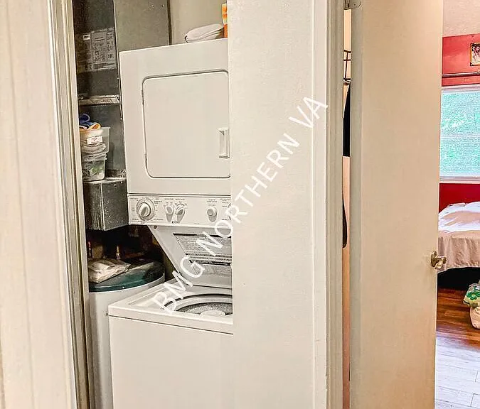 11013 Villaridge Ct #B — Photo 15