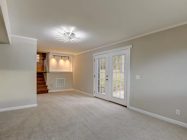 551 Bonerwood Dr — Photo 24
