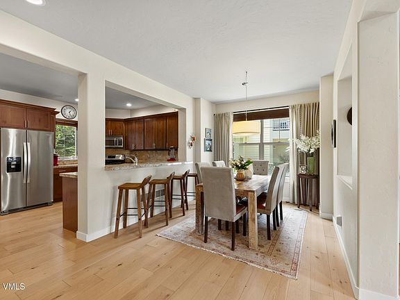 3rd image of 267 Montgomerie Cir