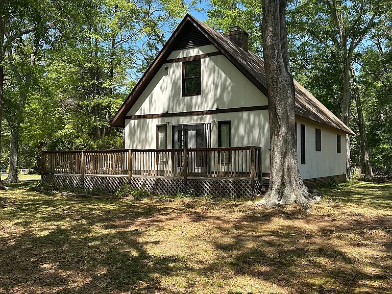 2616 Locust Hill Rd — Photo 2