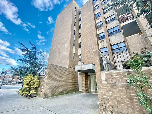 Rented by Bruma Realty LLC | media 19