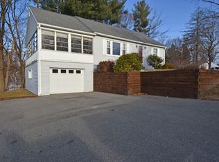 36 Merriam Pkwy, Leominster, MA 01453