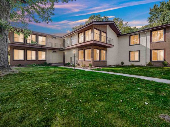 2435 Ridgewood St, 2435 Ridgewood St #4, Highland, IN 46322