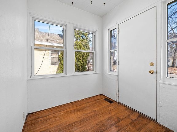 2nd image of 3736 18th Ave S