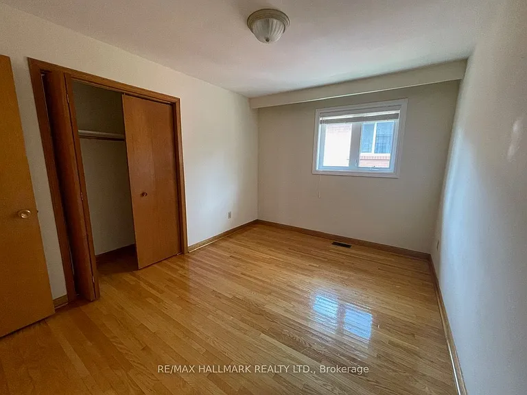 227 Elgin Mills Rd W — Photo 9