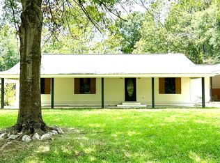 35 Oak Ridge Ln, Sumrall, MS 39482