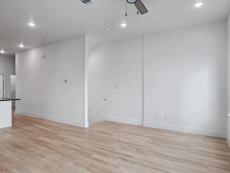 2400 Benbrook Dr #108 — Photo 15