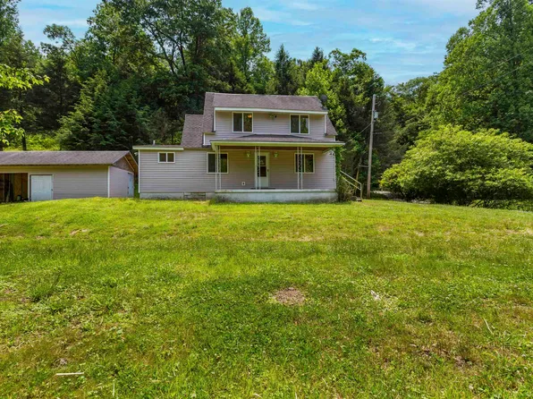 61 Edds Branch Rd, Wayne, WV 25570