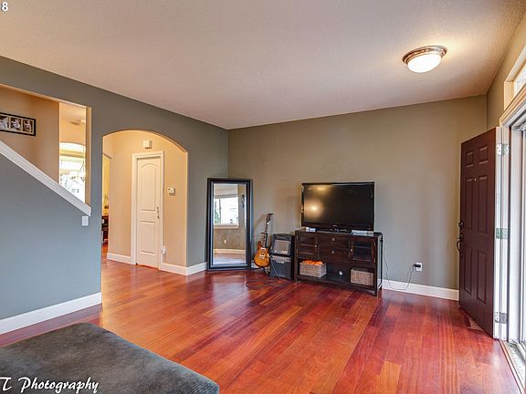 4th image of 17410 SE 21st Way