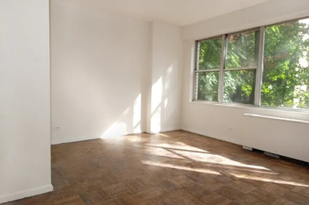 Rented by Citi Habitats | media 8