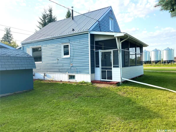325 Grout Street, Lemberg, SK S0A 2B0