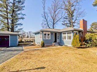 550 Tiffany St, Springfield, MA 01108