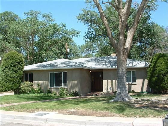 1st image of 724 Hermosa Dr NE