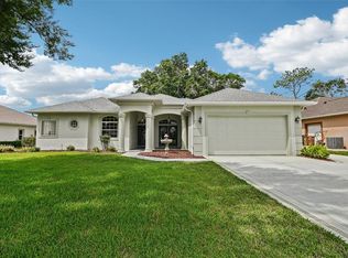 5453 Grove Mnr, Lady Lake, FL 32159