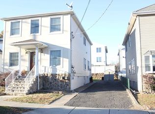 157 Orchard St, Elmwood Park, NJ 07407