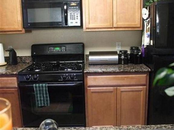 5th image of 1300 Milano Dr Unit 2