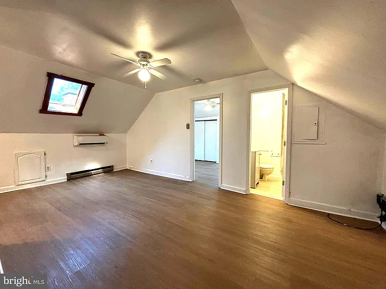 225 Delsea Dr S #B — Photo 4