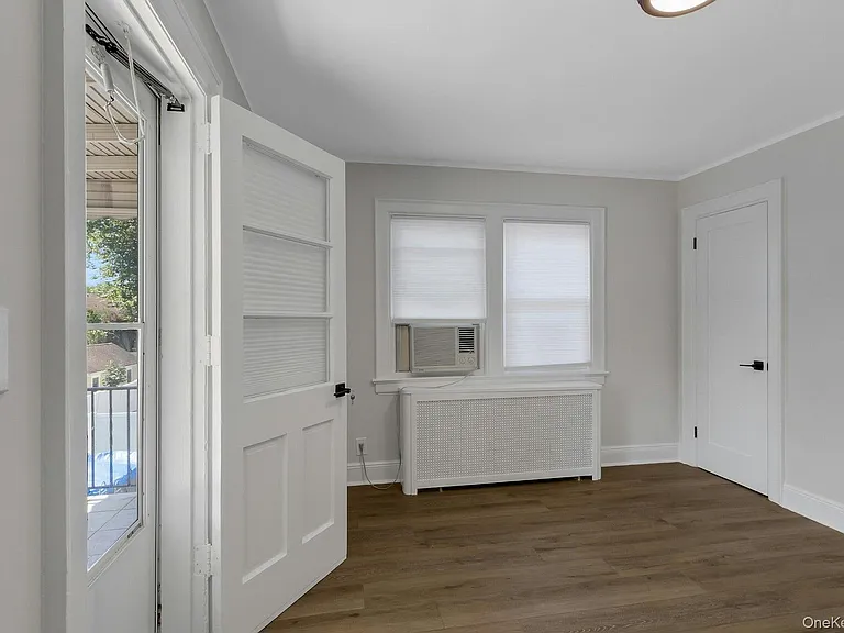 64 Lyons Rd — Photo 17