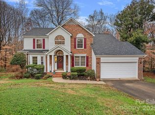 9210 Ivy Brook Ct, Charlotte, NC 28269