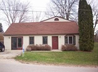 111 Oakridge Dr SW, Rochester, MN 55902