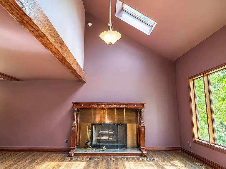 3565 Albion Rd — Photo 6